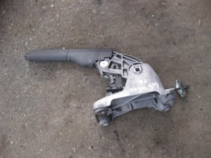 Golf 5 rucica rucne kocnice polovna ispravna