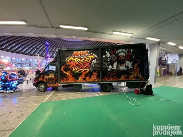 Kamion food truck iznajmljivanje