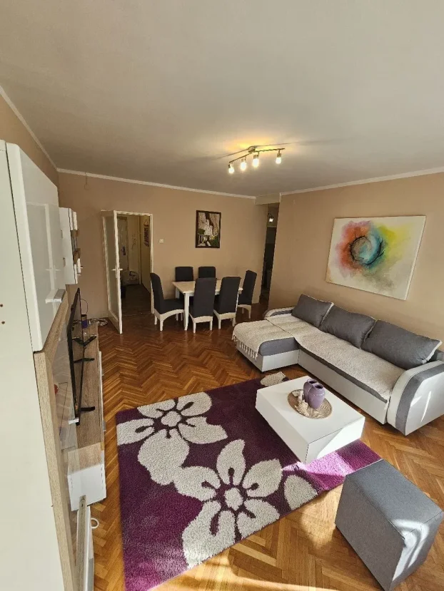 Omladinskih Brigada , Blok 33, 3.0 trosoban, 70 m²