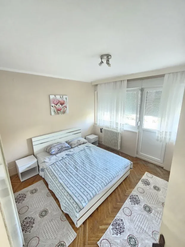 Omladinskih Brigada , Blok 33, 3.0 trosoban, 70 m²