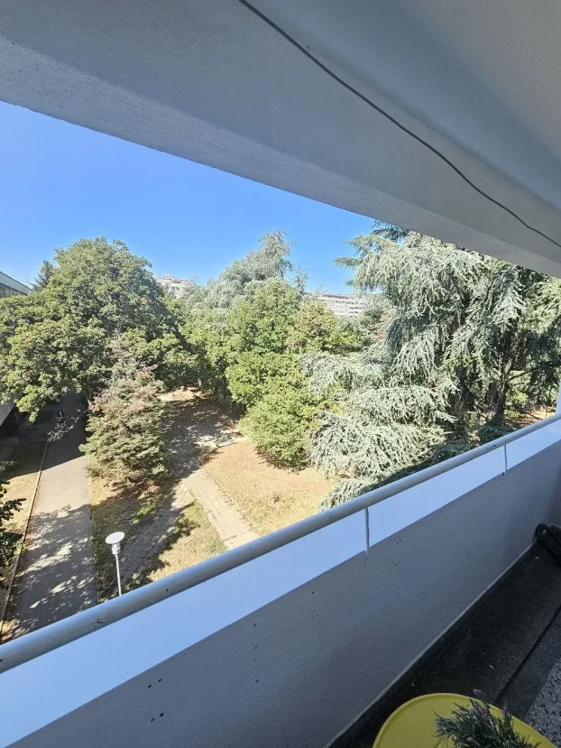 Omladinskih Brigada , Blok 33, 3.0 trosoban, 70 m²