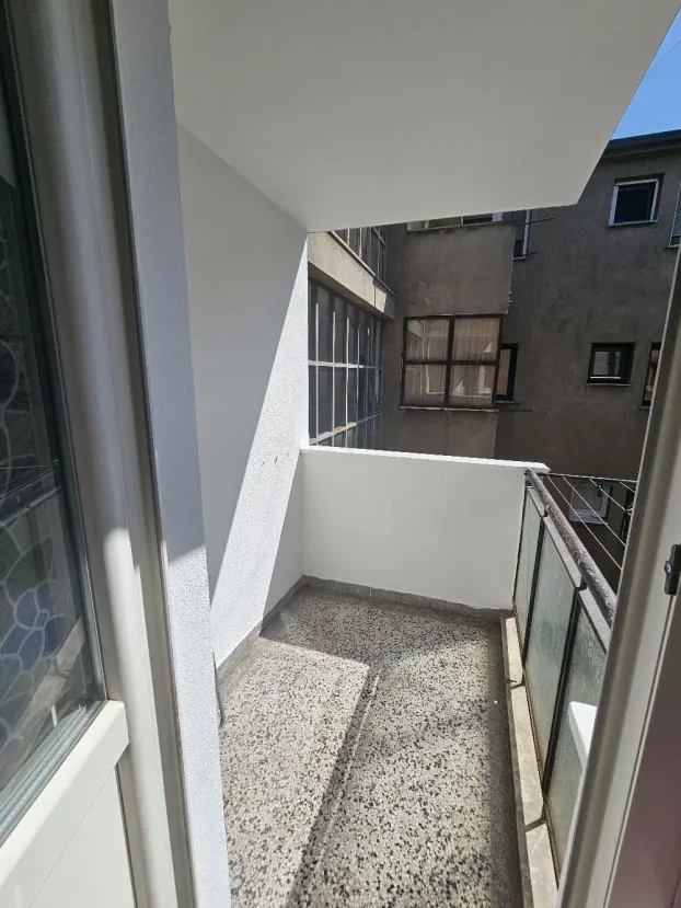 Omladinskih Brigada , Blok 33, 3.0 trosoban, 70 m²