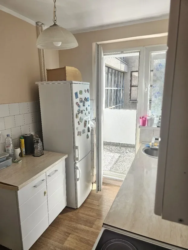 Omladinskih Brigada , Blok 33, 3.0 trosoban, 70 m²