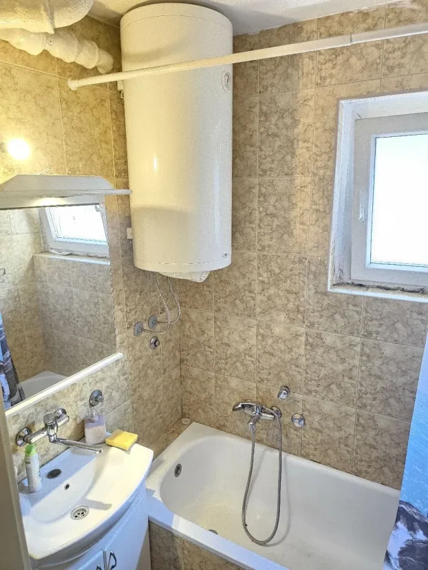 Omladinskih Brigada , Blok 33, 3.0 trosoban, 70 m²