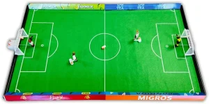Stoni fudbal sa 2 igrača i golmanom