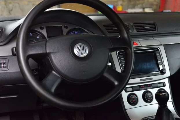 2007 Volkswagen Passat B6 2.0 tdi.generalka