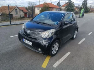 Toyota iQ