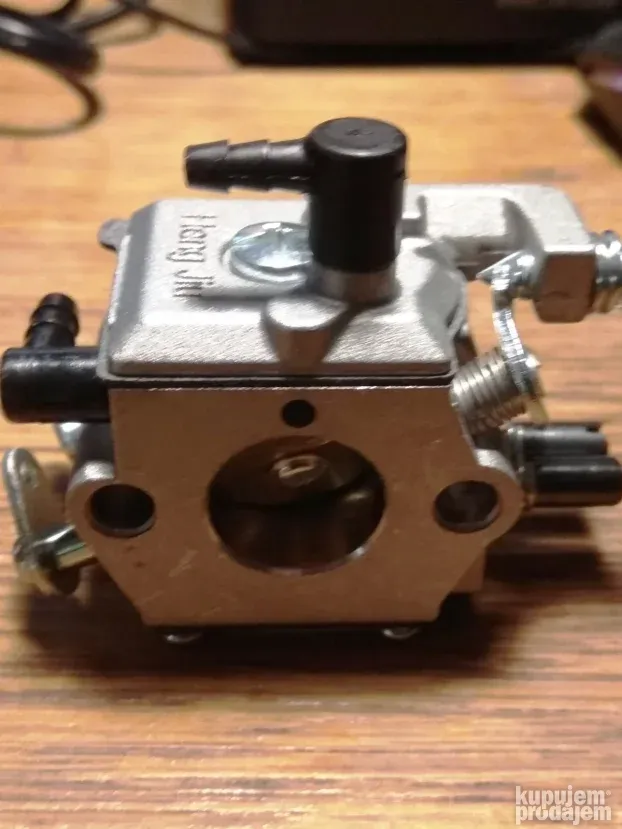 karburator za motorku