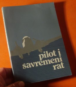 Piloti i savremeni rat