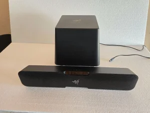 Razer Leviathan PC gejming soundbar sa subwoofer-om