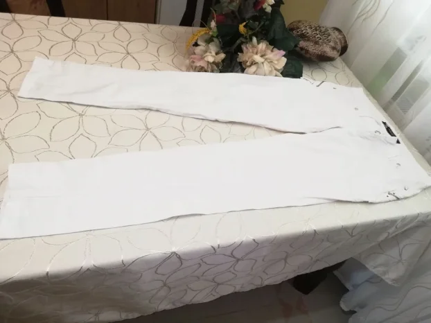 bele ženske plitke pantalone BINNY GIRLvel.40