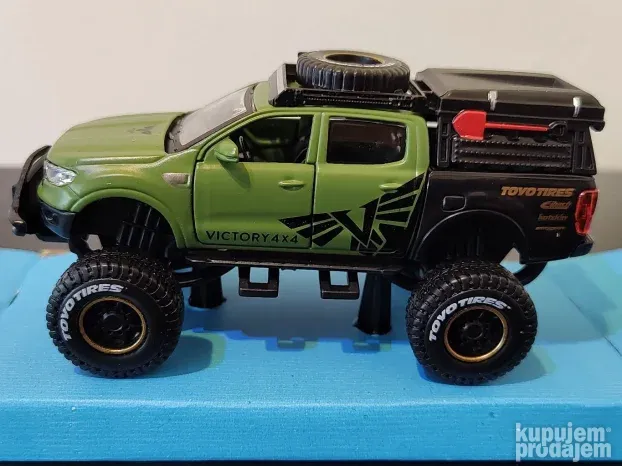 Maisto 2109 ford green victory 4x4