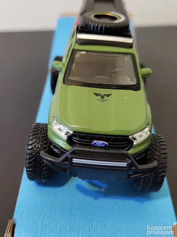Maisto 2109 ford green victory 4x4