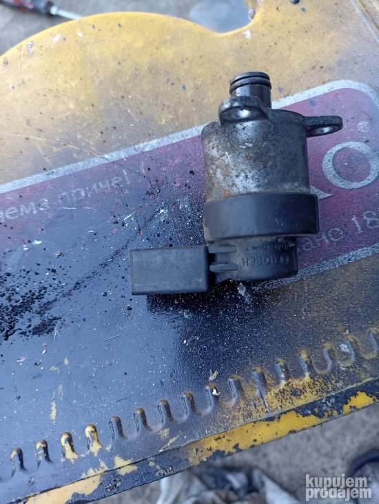 Regulator pritiska na pumpi Bmw E90 320d 163ks KupujemProdajem