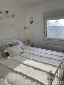 Iznajmljivanje vikendice Fruška gora Banstol