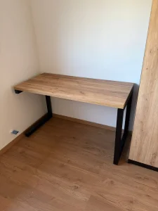 Radni stolovi po meri SR5598