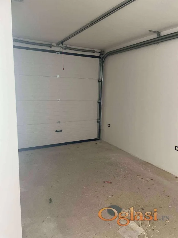 Magacin,najlon pijaca,Novi Sad