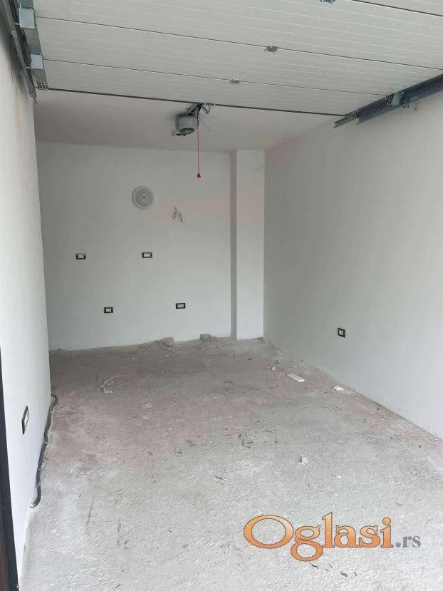 Magacin,najlon pijaca,Novi Sad