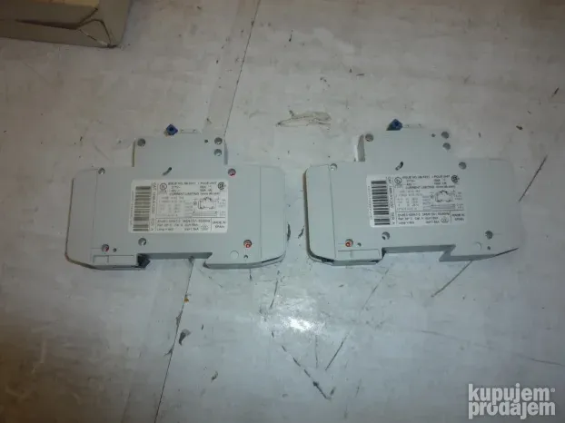 Allen Bradley automatski osigurac C 3A 277vAC 48vDC industr.