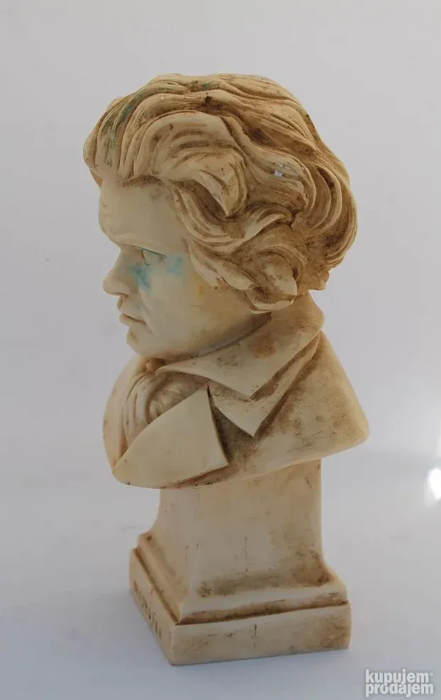 BETOVEN Vintage Figuralna statua od italijanskog alabastera
