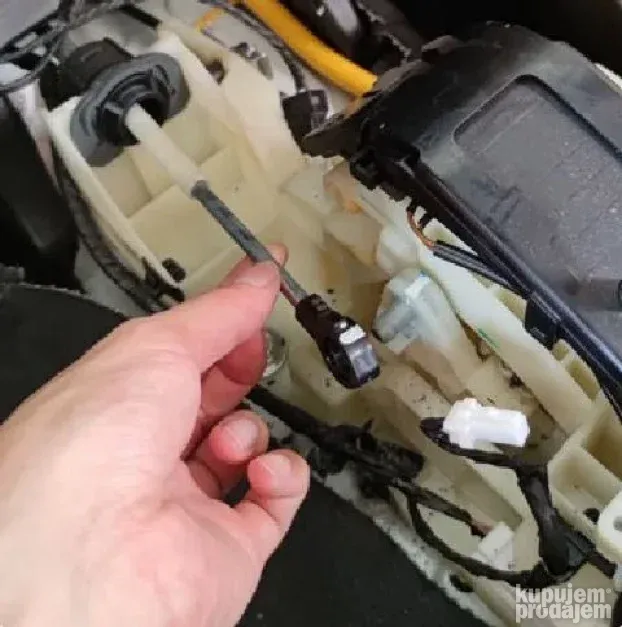 Gumica sajle za saltanje brzina