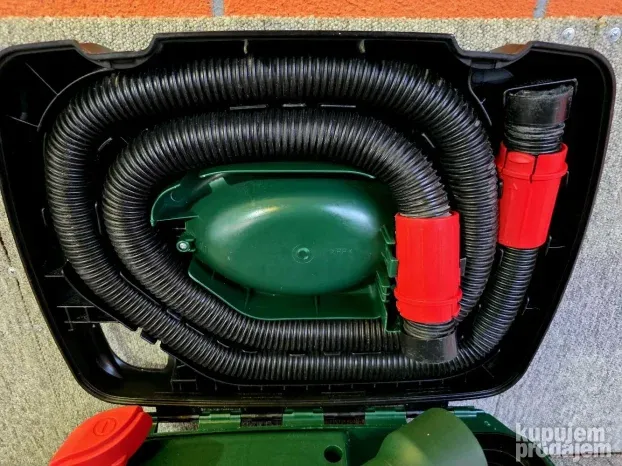 Bosch ventaro,usisivac sa slajfericom,1400w,top stanje