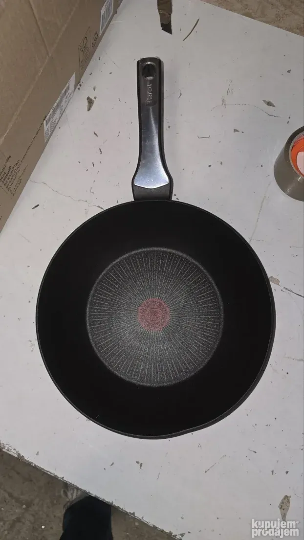 Tefal G25919AZ Titanium Unlimited wok, 28cm, indukcija