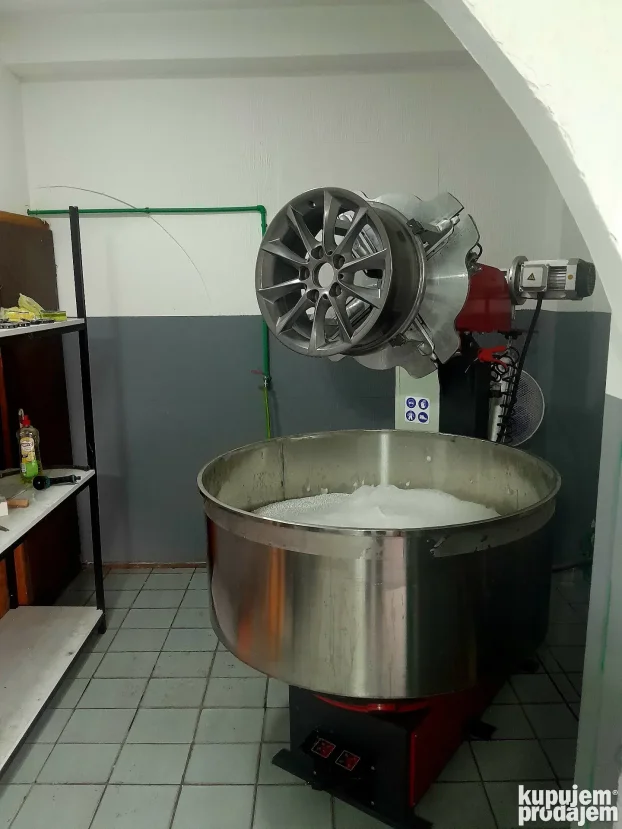 Rotaciona mašina za poliranje felni miror efect