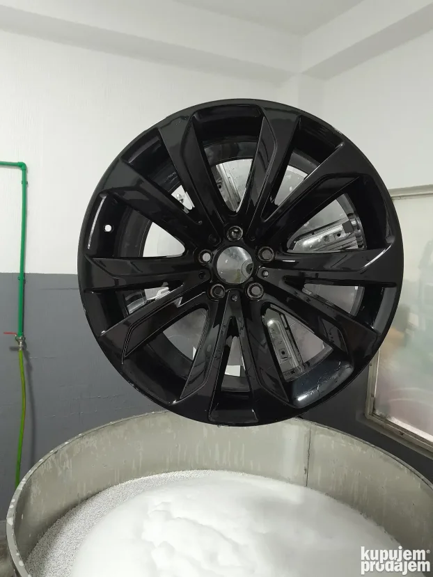 Rotaciona mašina za poliranje felni miror efect