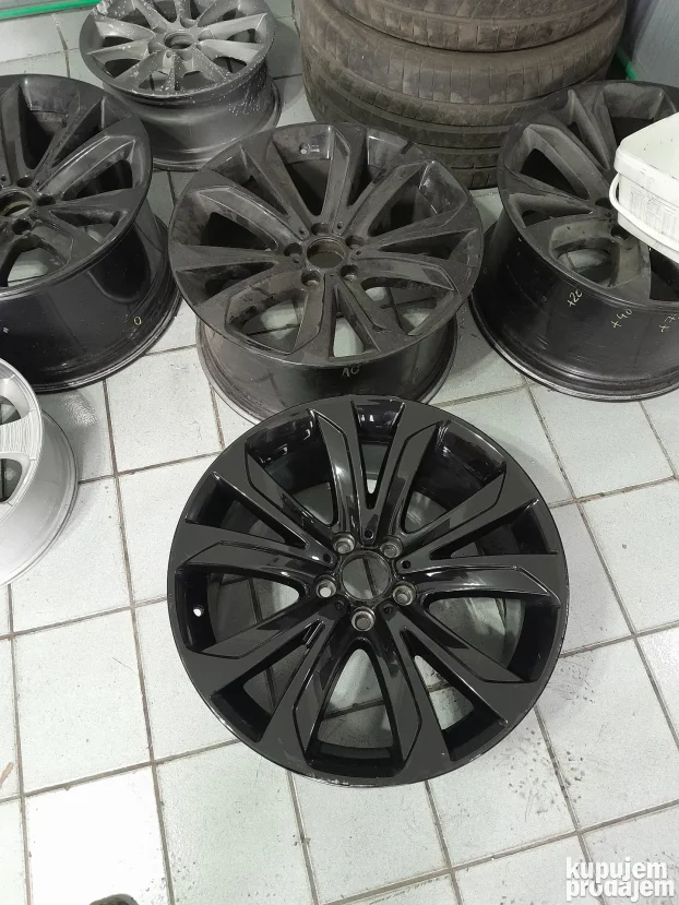 Rotaciona mašina za poliranje felni miror efect