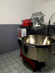 Rotaciona mašina za poliranje felni miror efect