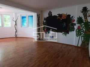 Arčibalda Rajsa, Filmski grad, 5+ petosobna, 200 m²