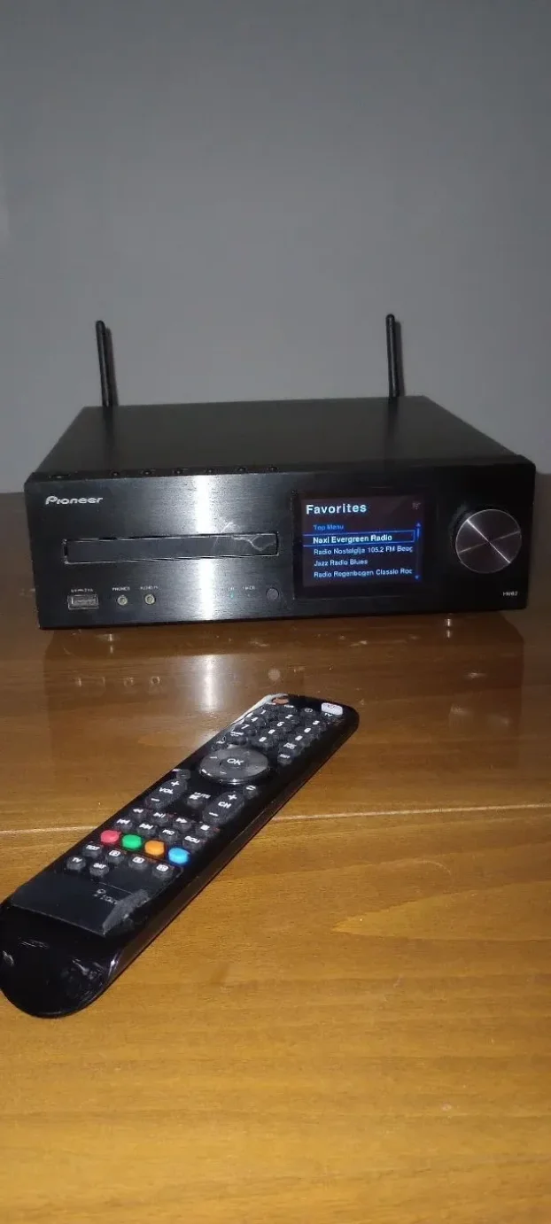 Pioneer xc hm82