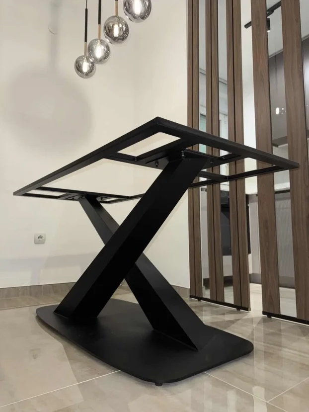 Metalni nogari za trpezarijski sto