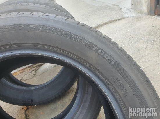 Cetiri odlicne letnje gume 18 ke  BRIDGESTONE 225-55/18 sa s