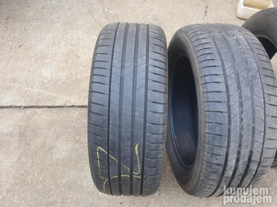 Cetiri odlicne letnje gume 18 ke  BRIDGESTONE 225-55/18 sa s