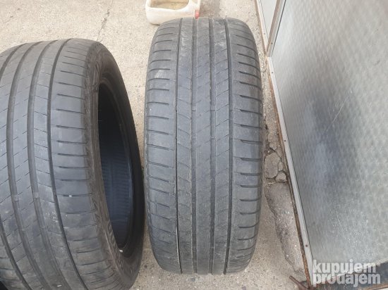 Cetiri odlicne letnje gume 18 ke  BRIDGESTONE 225-55/18 sa s