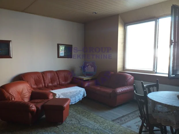 Titel, Centar, 3.0 trosobna, 251 m²