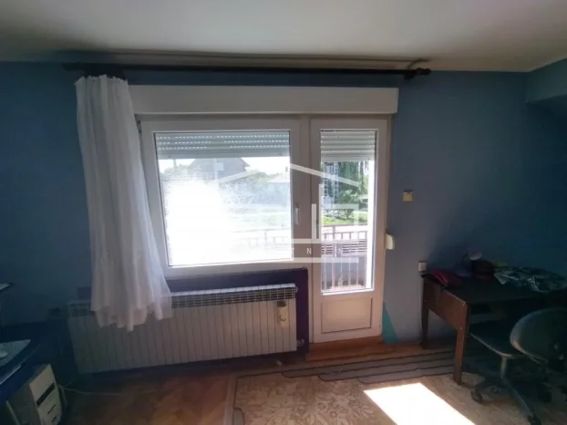 Velika Moštanica, 5+ petosobna, 126 m²