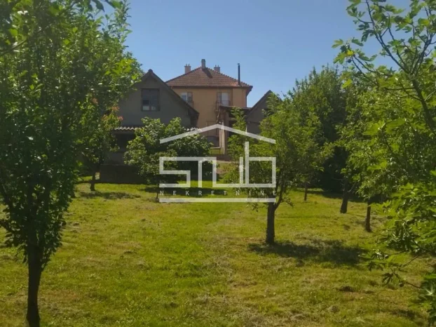 Velika Moštanica, 5+ petosobna, 126 m²