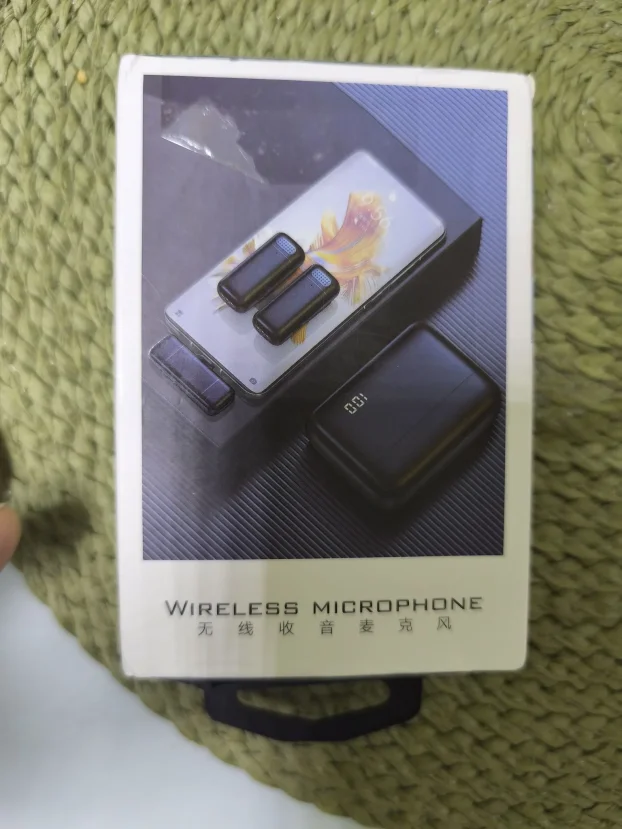 Bežični mikrofon 2kom Type C sa bazom za punjenje