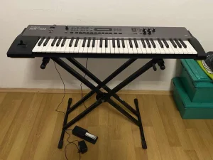 Klavijatura roland ds-50