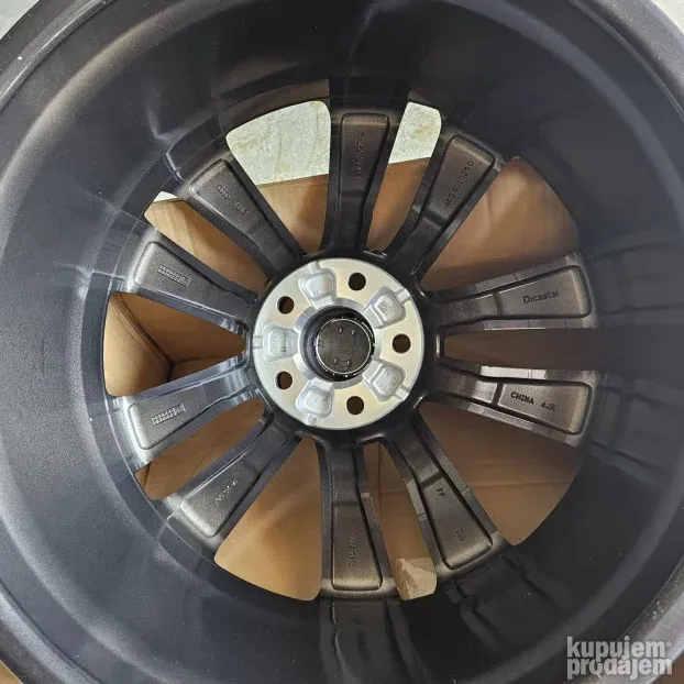 nove alu felne 20 " original audi 5x112 a6 c8