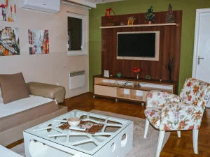 Izdajem apartman na Zlatiboru