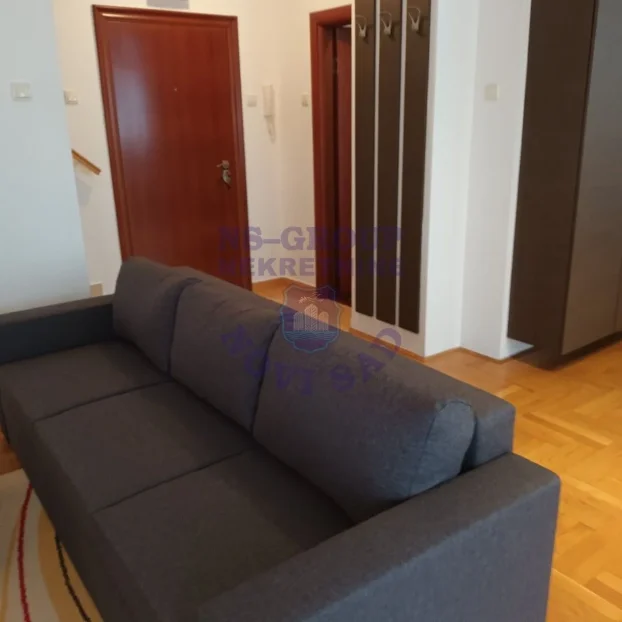 Grbavica, 3.0 trosoban, 84 m²