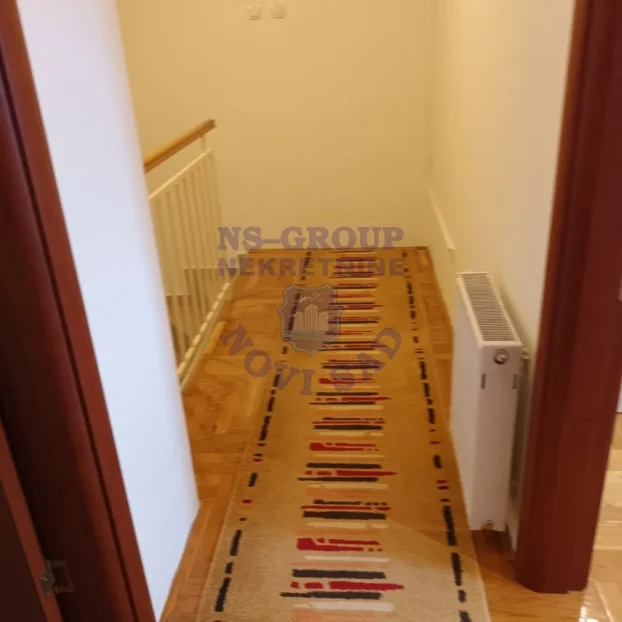 Grbavica, 3.0 trosoban, 84 m²