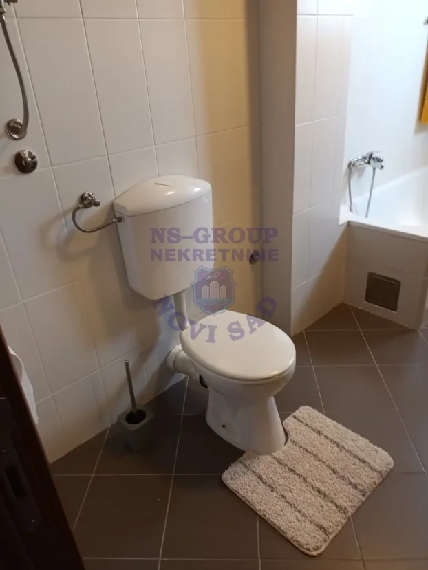 Grbavica, 3.0 trosoban, 84 m²