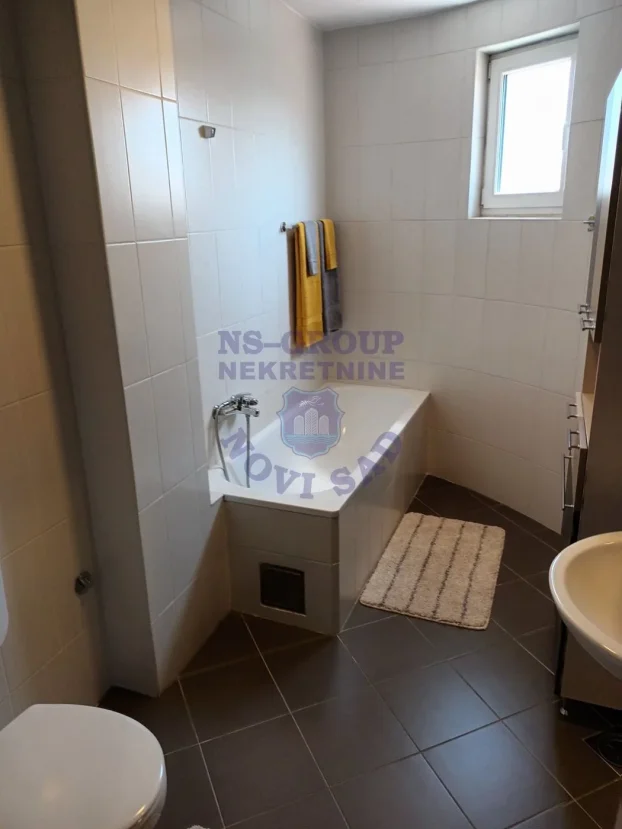 Grbavica, 3.0 trosoban, 84 m²