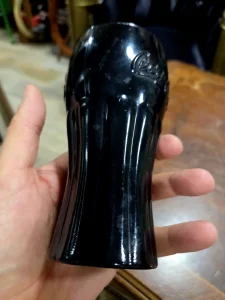 Coca Cola crna casa, noir