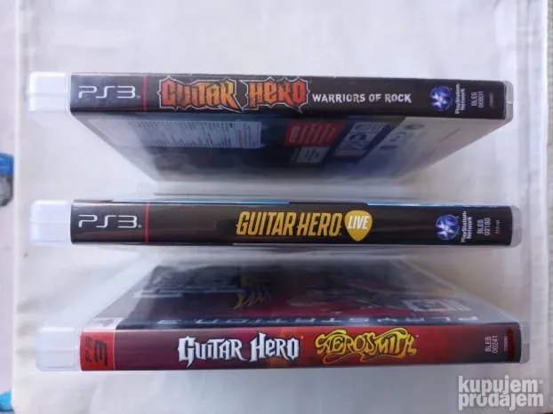 PS3 - 2 Guitar Heroes Igre
